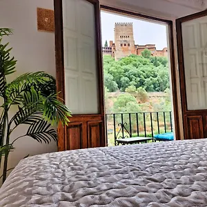 The Nasrid Palace From Your Bed ! Granada