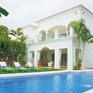 Esplendida Villa Costa Adeje (Tenerife)